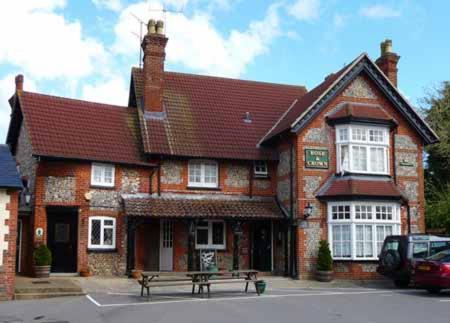 The Rose & Crown 호텔 Bulford 외부 사진